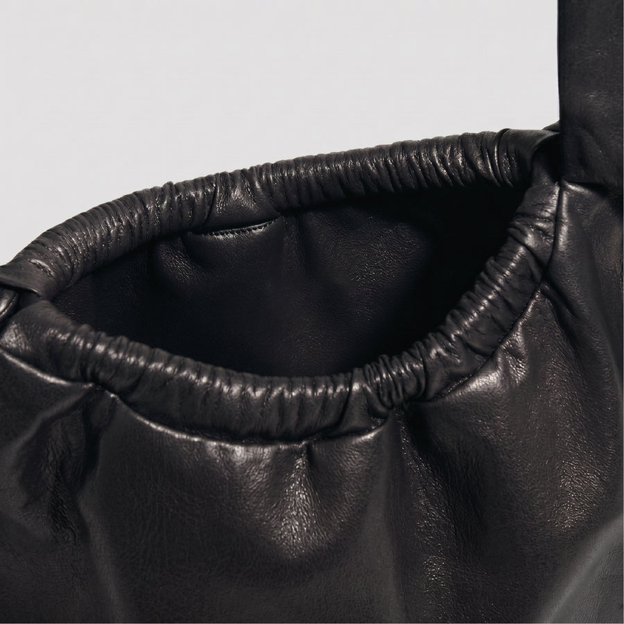Vael - Black