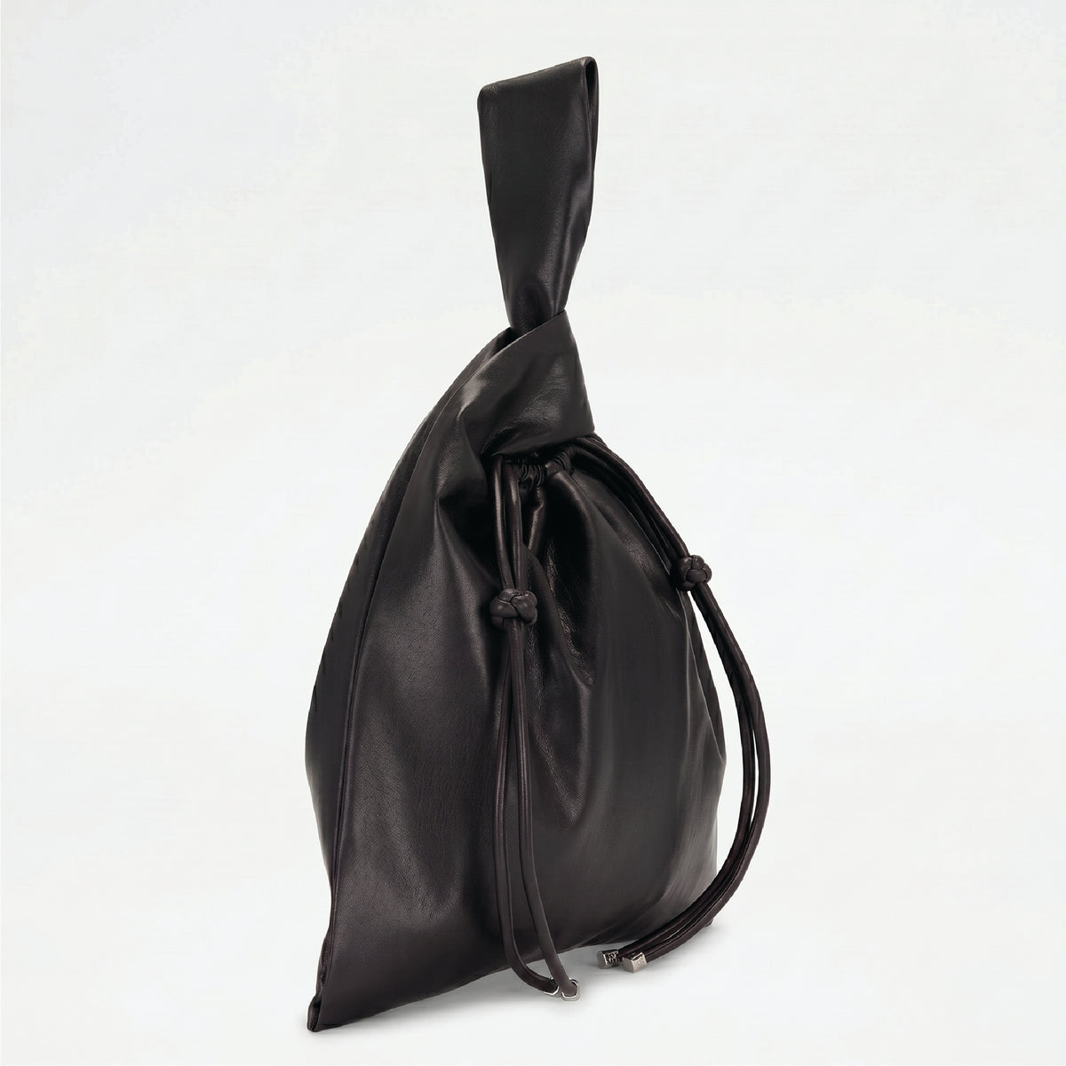 Vael - Black